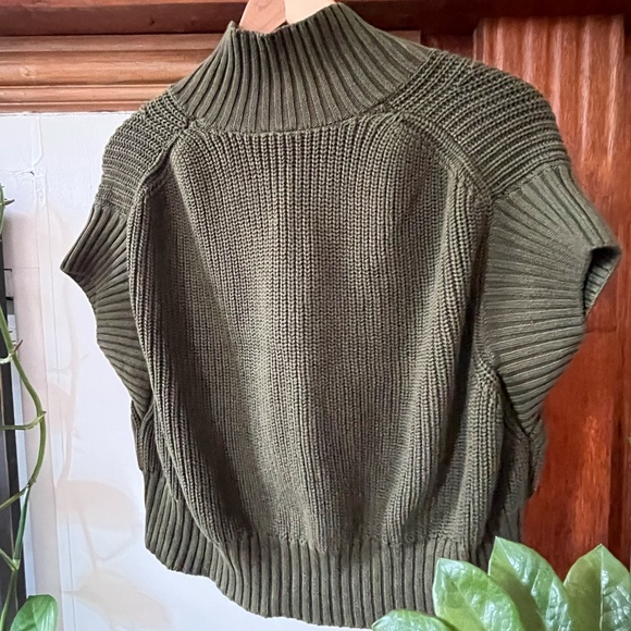 Kowtow Unity Vest | XXS | Moss - Picture 3 of 8